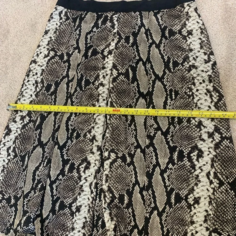 Jones New York Collection gray snake print Skirt Sz 4